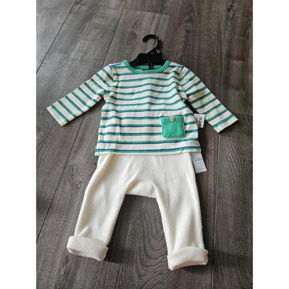 Old navy baby boy‎ outfit 3-6 mos